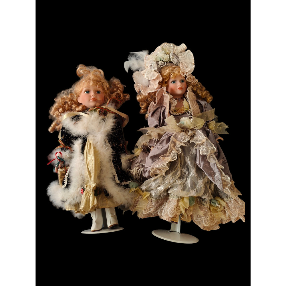 2 Cathy Collection 1 of 5000 Dolls with Stands